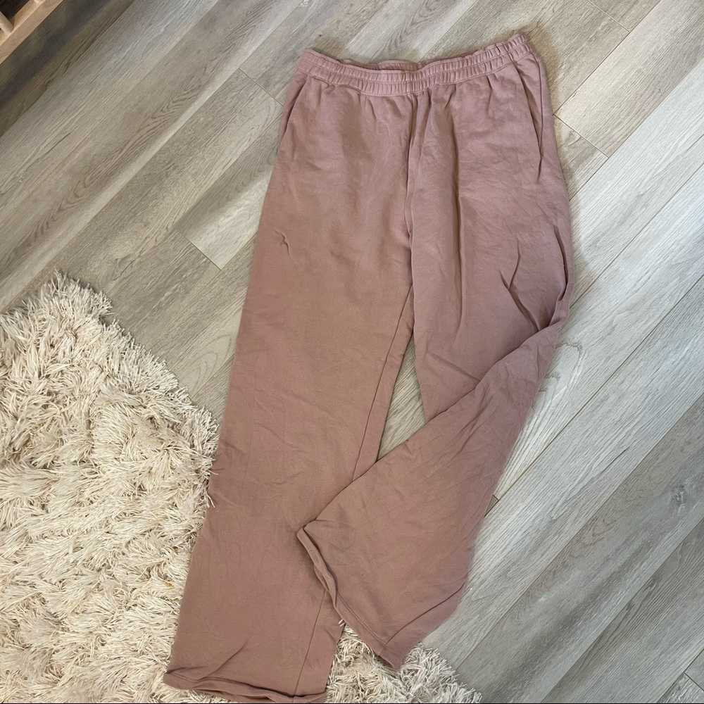 Aritzia Babaton wide leg sweatpants